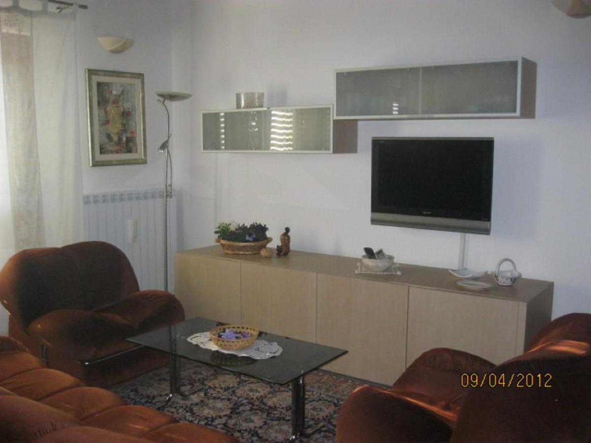 Appartamento Camera Da Stefy Bastia Umbra Room photo